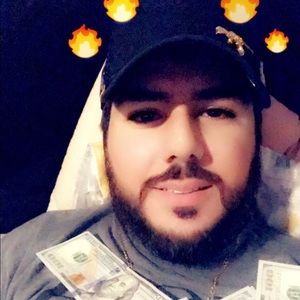 Meet your Posher, Adam